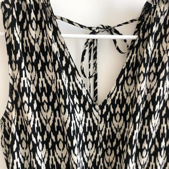 F21 Printed Romper - Picture 3 of 3